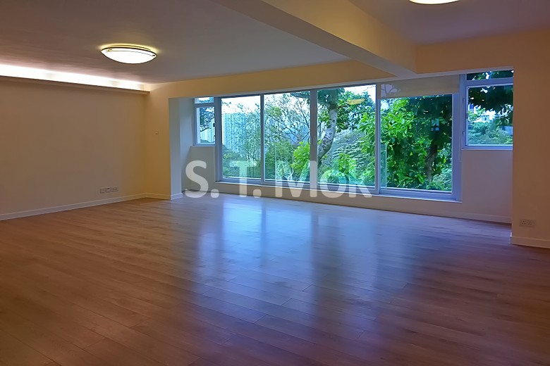 Clearwater Bay Village House