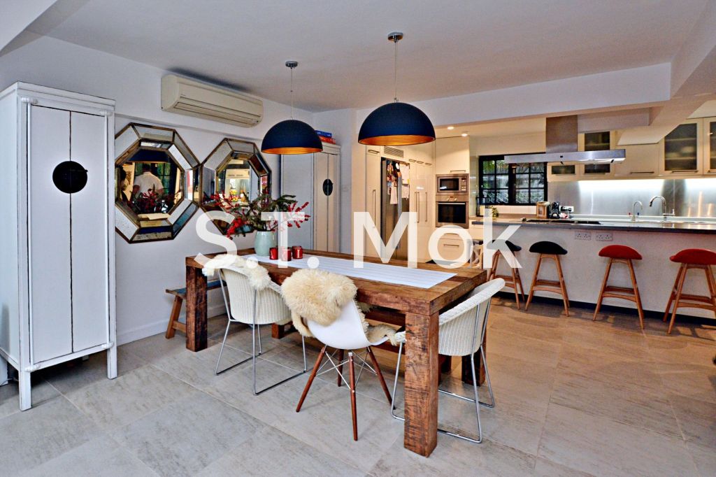 Sai Kung Detached House